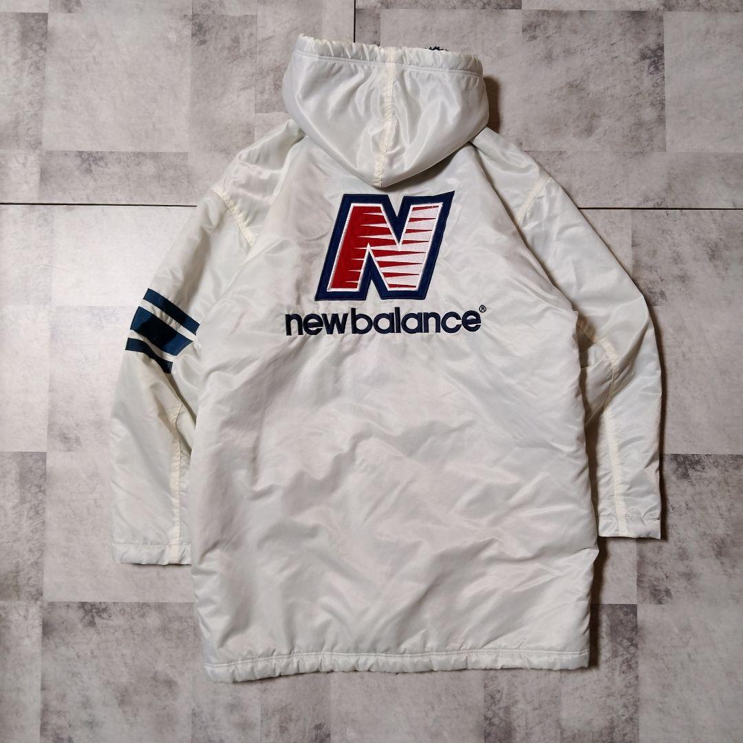 new balance ベンチコート フード付き ナイロンジャケット サッカー