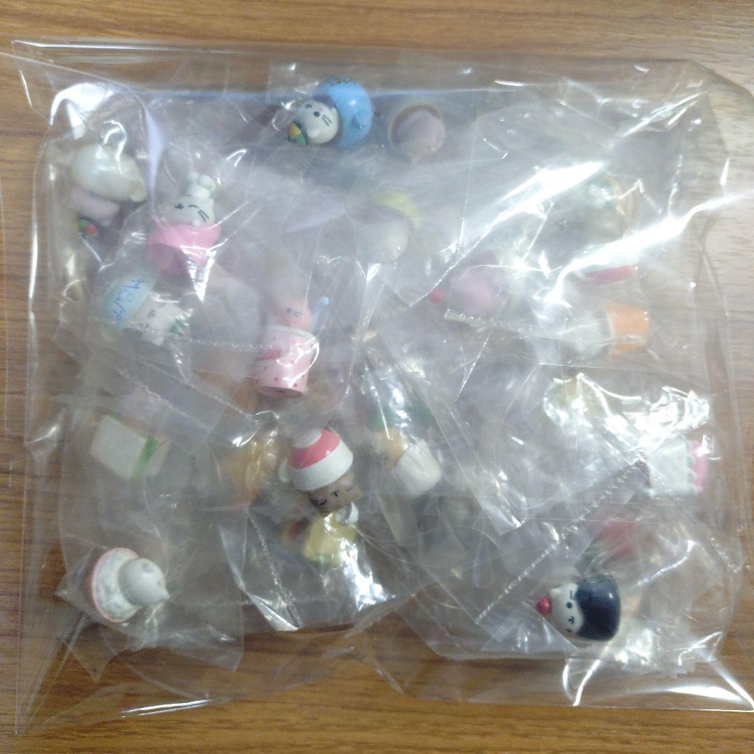 未開封 にゃんにゃんにゃんこ ストラップ 32個セット