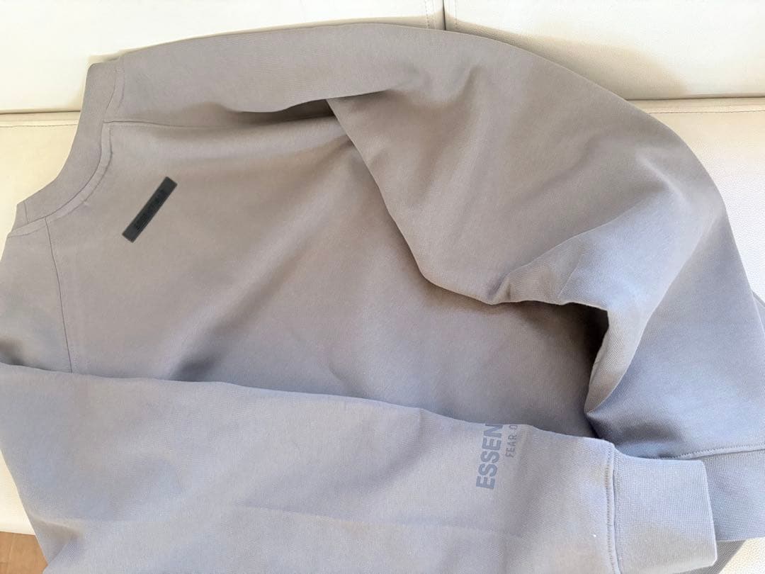 FOG ESSENTIALS トレーナー　スウェット　未使用