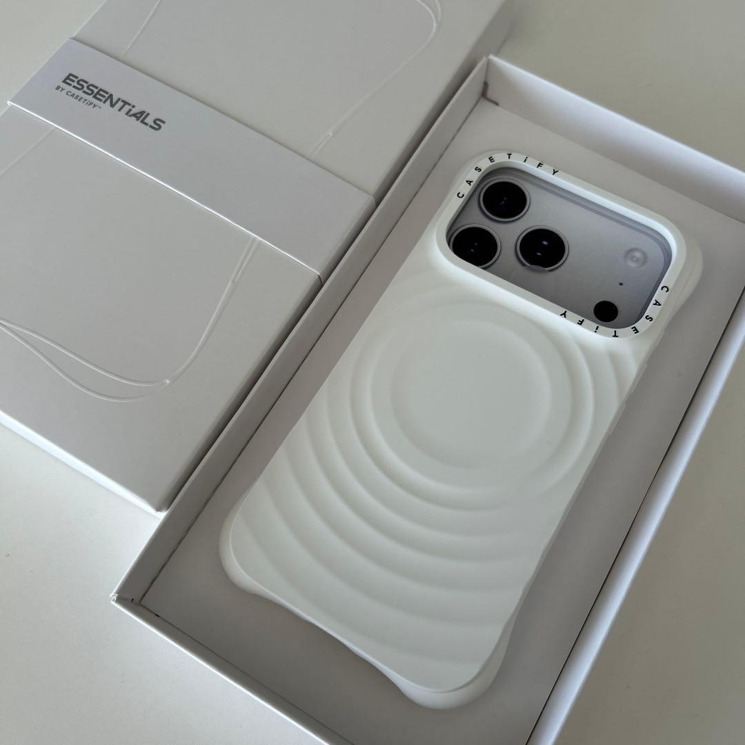 Casetify iPhone 17 Pro ホワイト