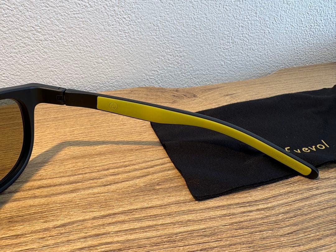 eyevol アイヴォル サングラス LEIFER 2 - MBK-LY