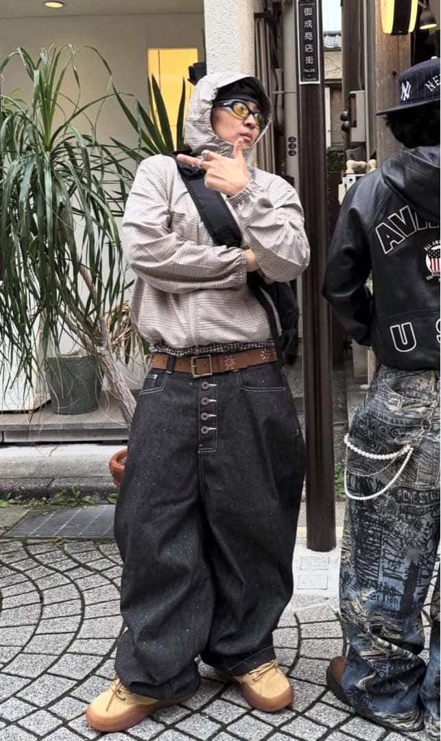 Bevisブリングブリング キラキラ バギージーンズ（ブラック）W32