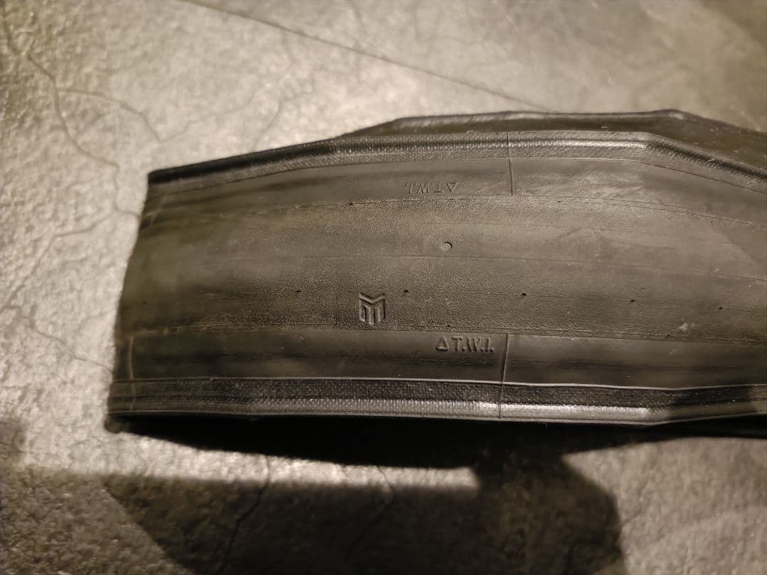 MAXXIS HIGH ROAD SL 700X25C タイヤ