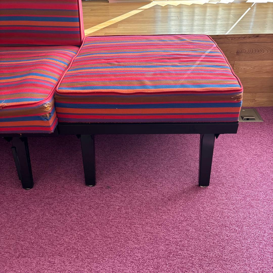 G*8様 2人掛けソファ dwarf 製 イームズ eames 無印良品 ハーマ