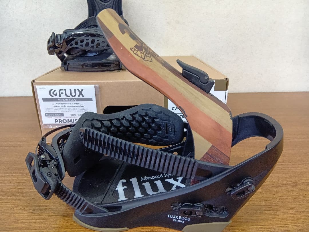 FLUX 22-23 CV LTD Sサイズ