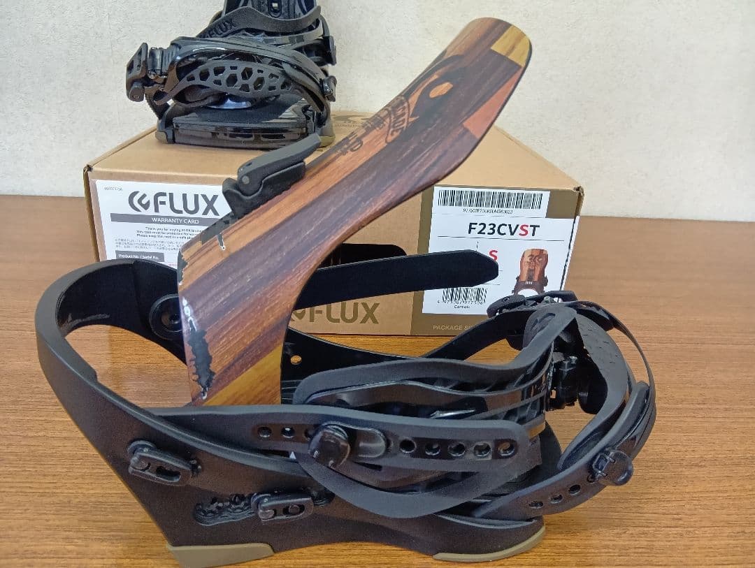 FLUX 22-23 CV LTD Sサイズ