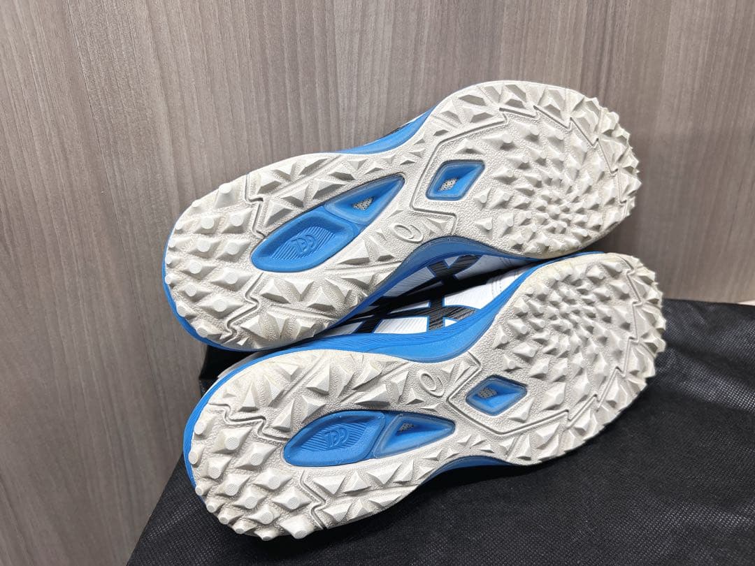 使用極少 DESTAQUE K FF 27.0 フットサルシューズ