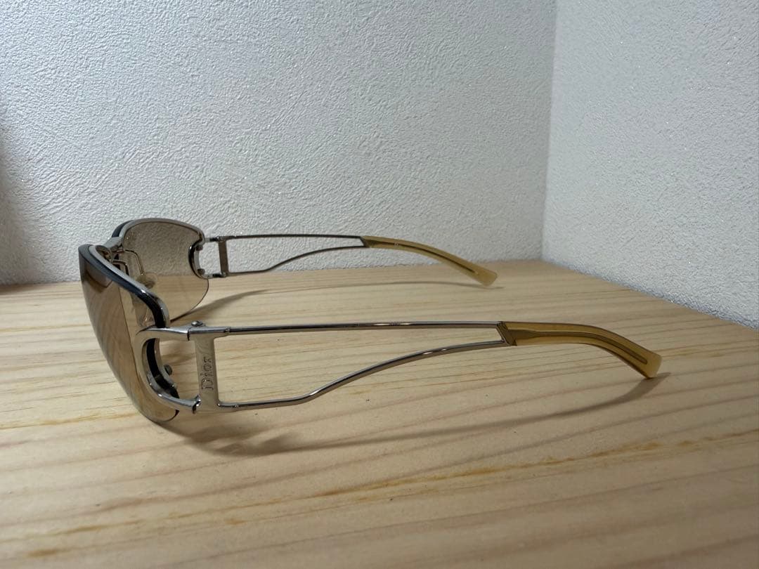 SK/11.11/5 ▶︎DIOR サングラス　ブラウン系