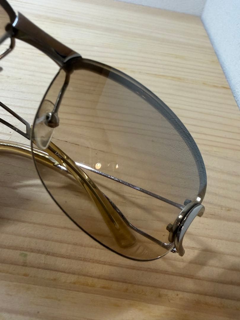 SK/11.11/5 ▶︎DIOR サングラス　ブラウン系