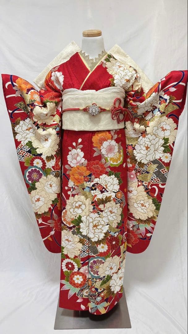 牡丹 菊 金糸 金彩 赤 振袖 成人式 振袖6点セット 成人式 正絹 - メルカリ