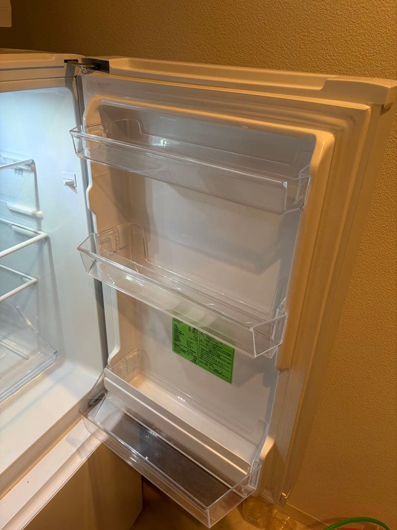 REFAGE 156L ホワイト冷蔵庫 3段棚付き