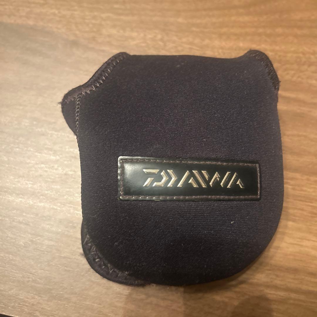 ダイワ ジリオンsv tw1016SV-H リールカバー付き