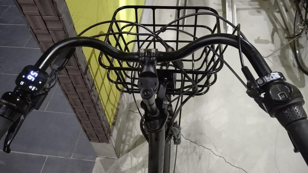 人気色　BIKKE　MOB　dd　電動自転車　シートクッション新品