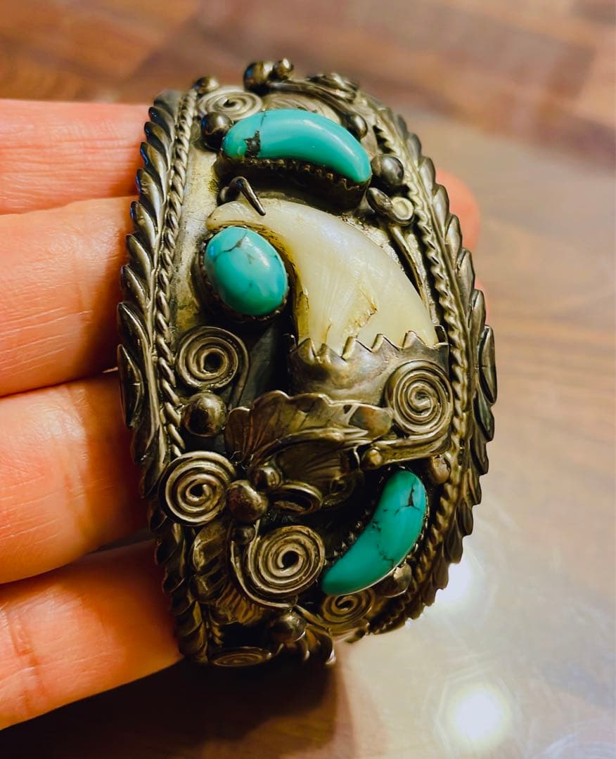 インディアンジュエリーベアクローバック