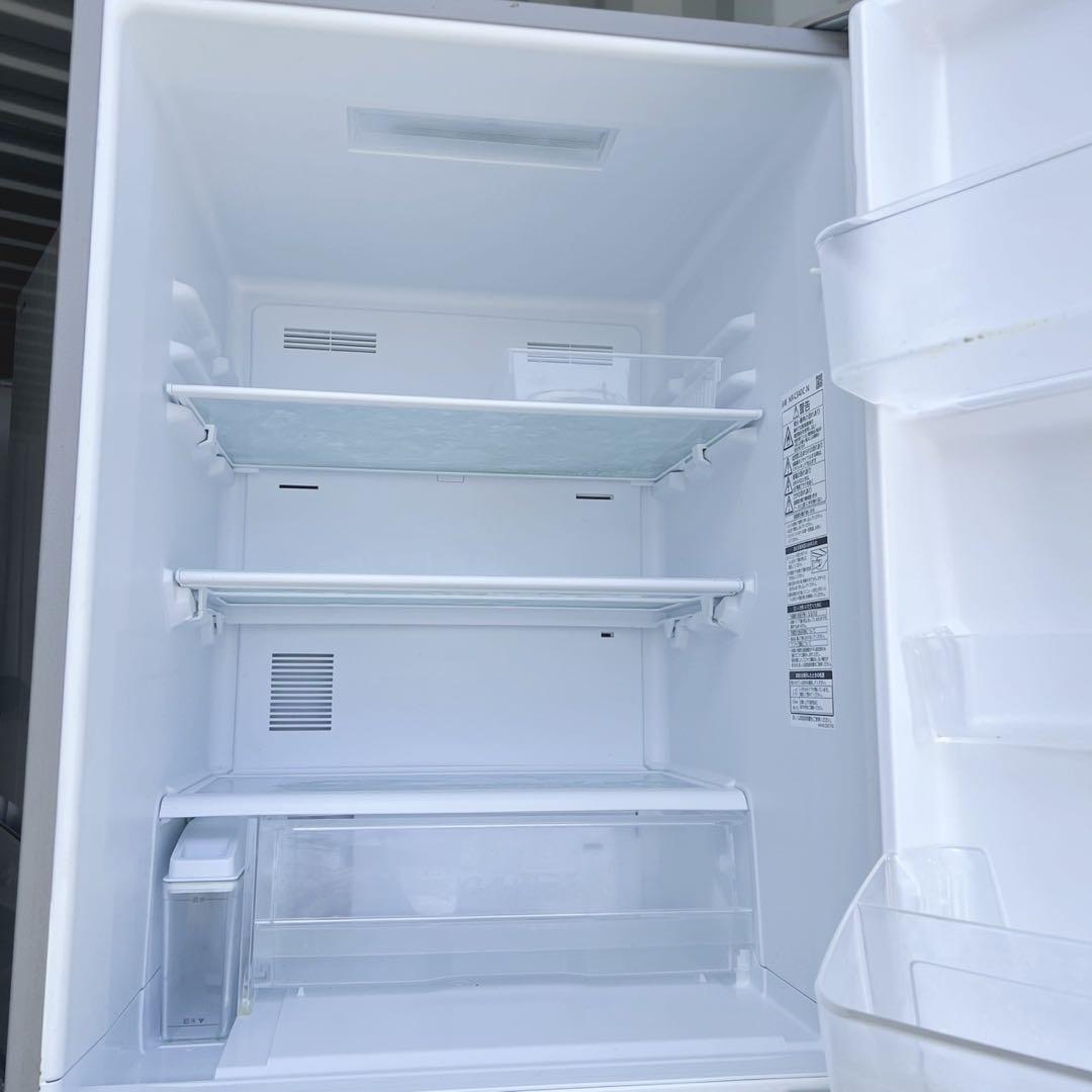 取付無料！パナソニック エコナビ搭載！スタイリッシュゴールド3ドア