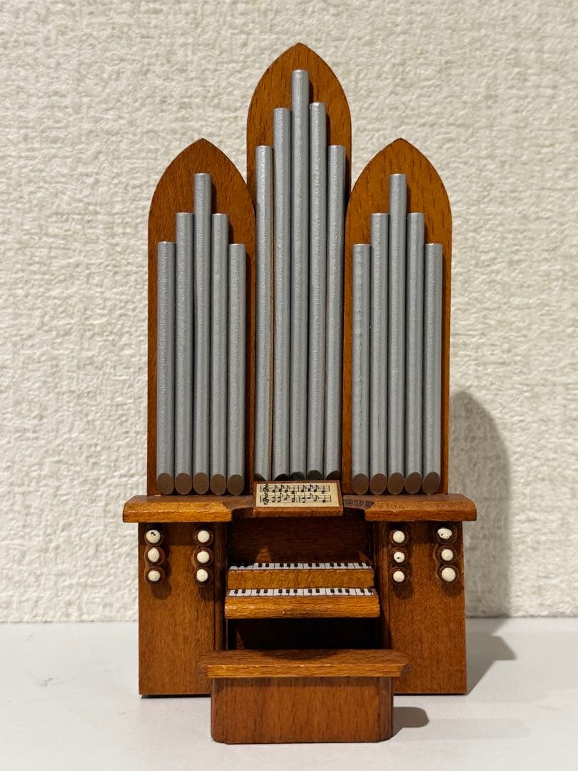 (28) CATATE 147 (BACH) スイス製リュージュ　オルゴール