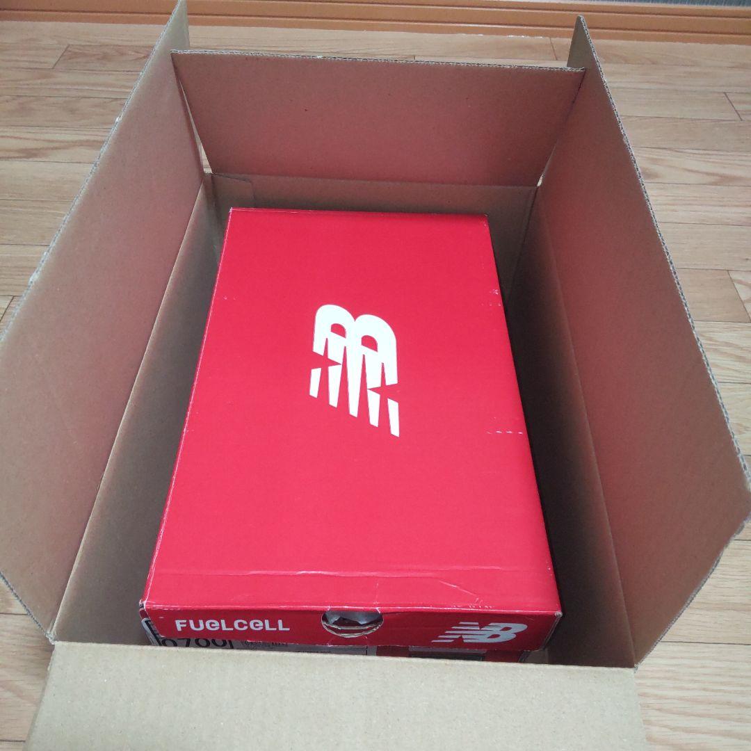 新品未使用 ニューバランス テニスシューズ　オムニクレー25.5 ワイド（4E）