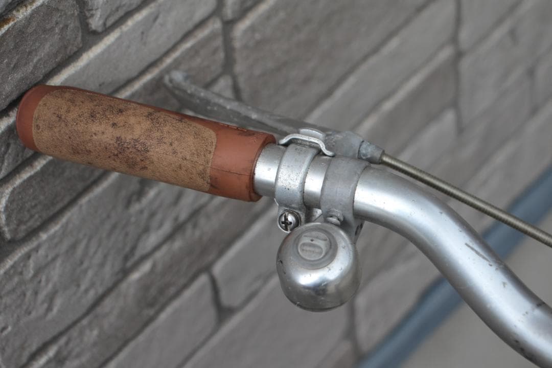 送料込み♪人気のブリヂストン♪トランシット♪LIGHT♪軽量アルミ♪内蔵3段