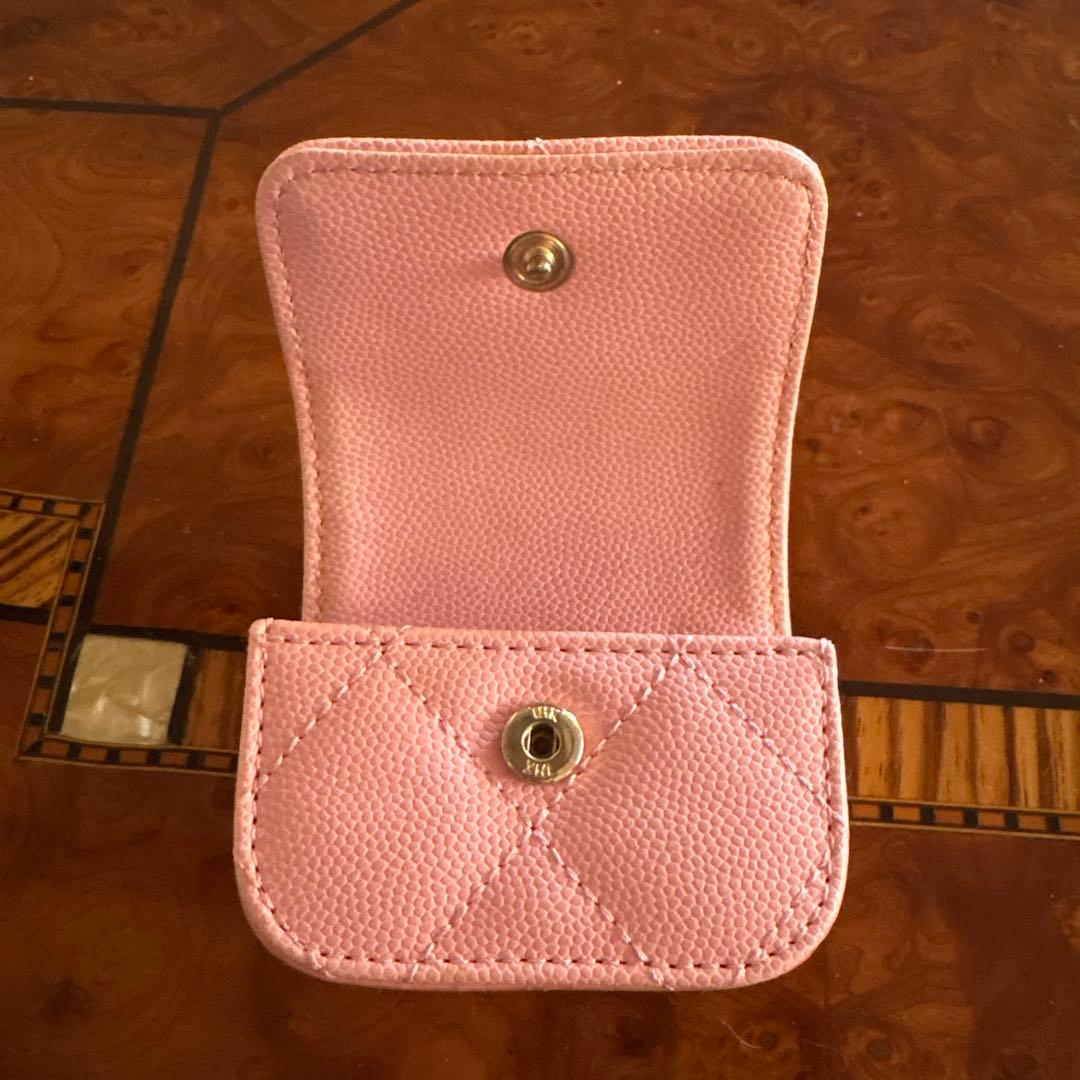 CHANEL エアポッズケース