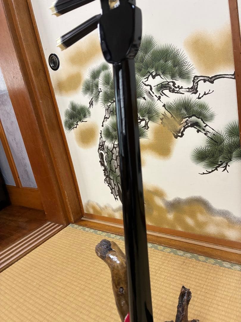 沖縄三線！貴重！知念大工型！本蛇皮！本張り！【一枚張り】