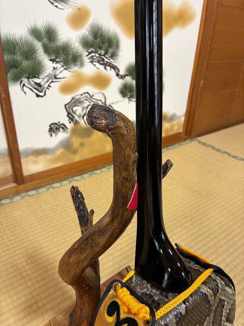 沖縄三線！貴重！知念大工型！本蛇皮！本張り！【一枚張り】