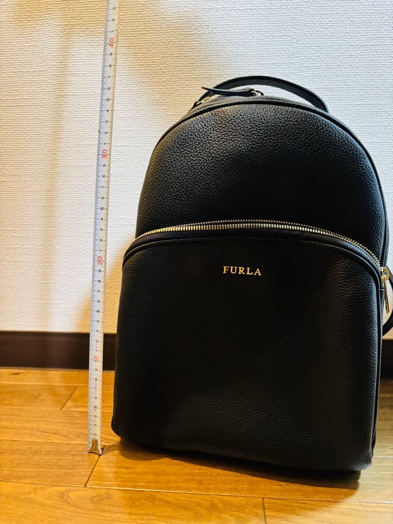 FURLA ブラックレザーリュック保存袋付き