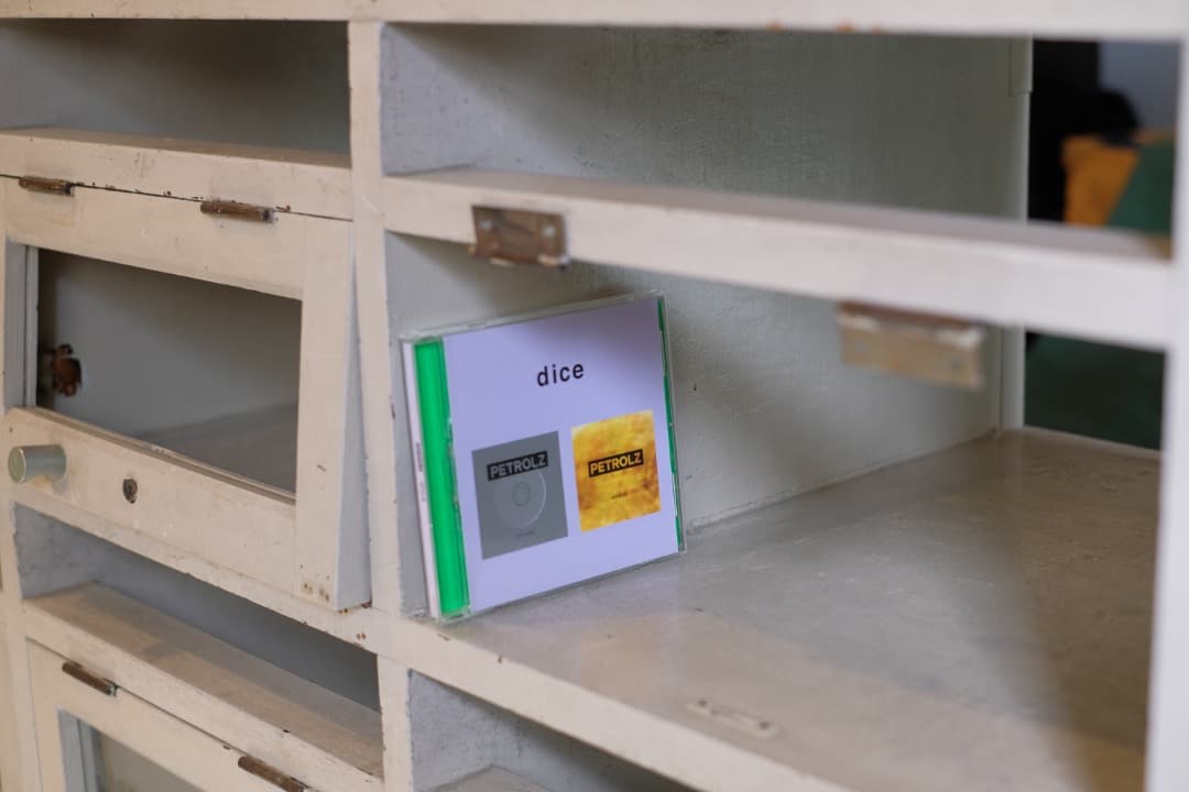 オープンシェルフ ４段 ヴィンテージ 無垢 特注品