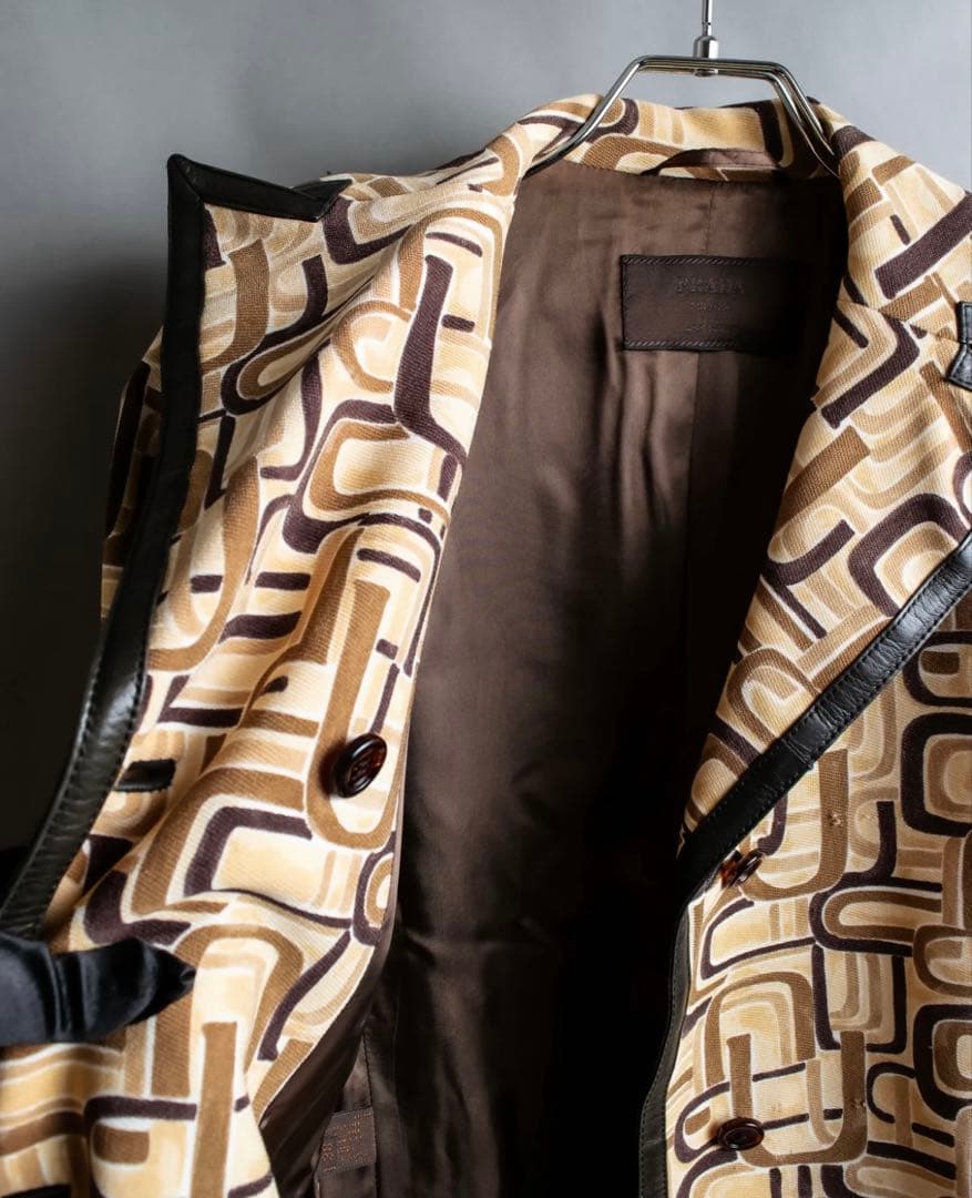 PRADA 1996 コート ミドル丈 幾何学 レザートリムデザイン プラダ