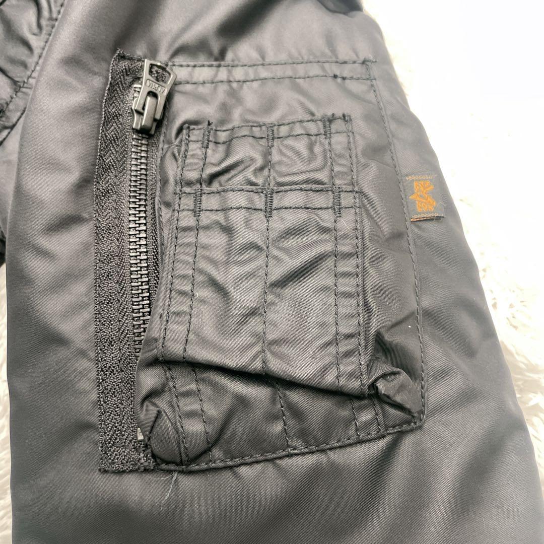 ALPHA IND. MA-1ジャケット ブラック　フード付き　Ｍ