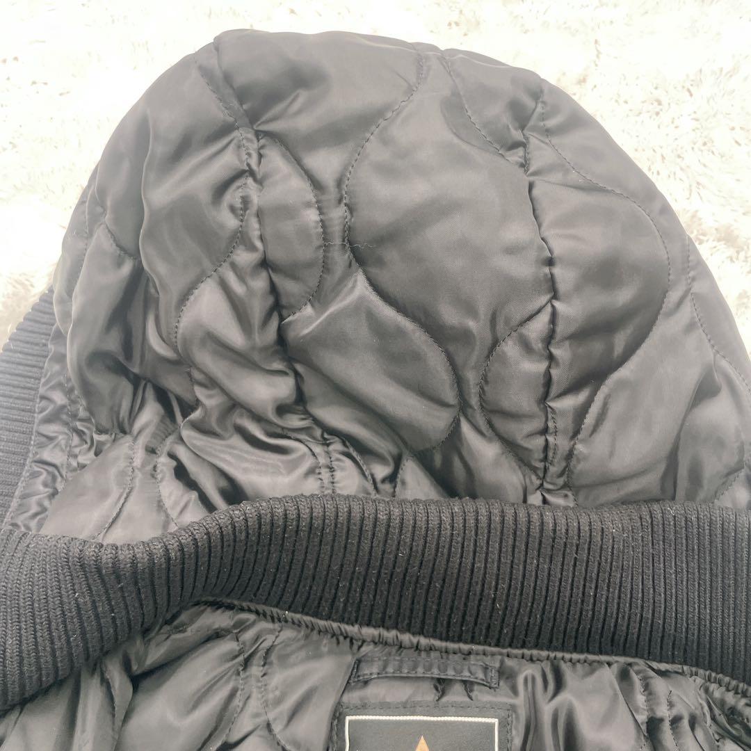 ALPHA IND. MA-1ジャケット ブラック　フード付き　Ｍ