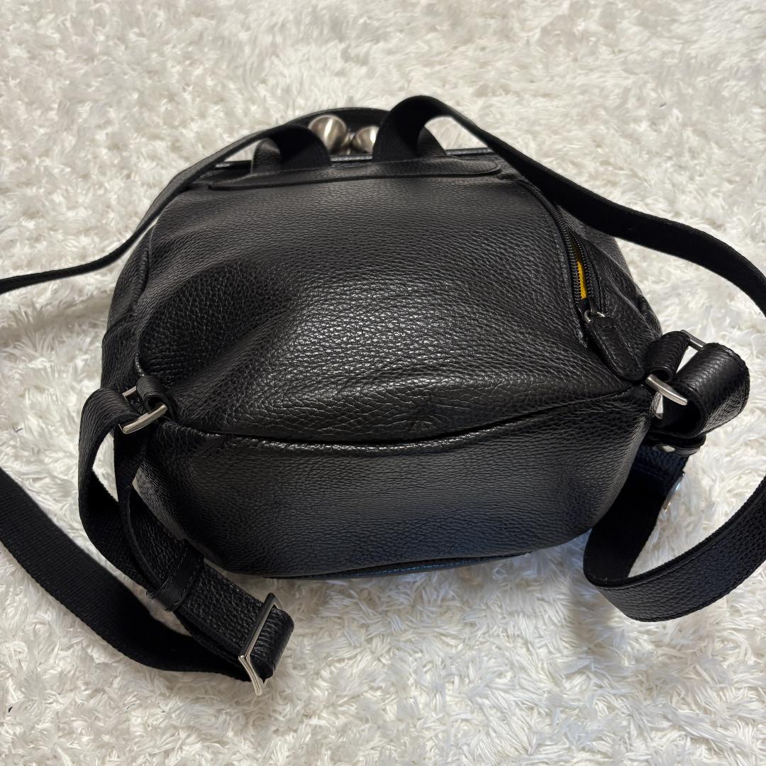 broom ブルーム　がま口　リュック　黒　カバン　ブラック