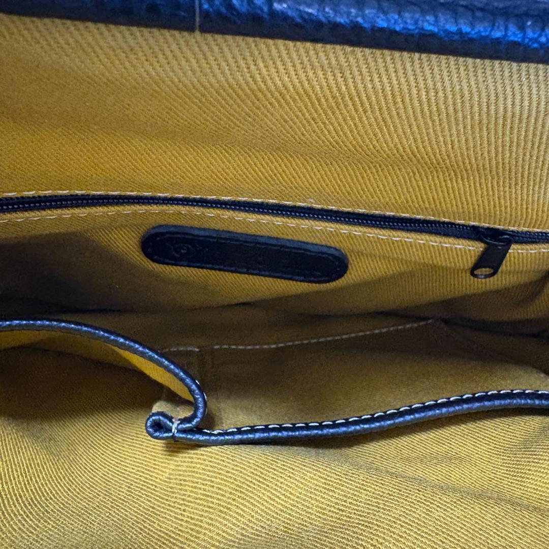 broom ブルーム　がま口　リュック　黒　カバン　ブラック