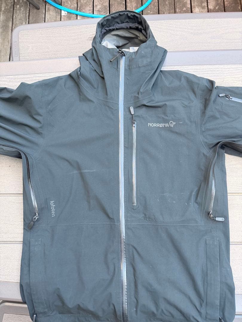 Norrøna Lofoten ジャケット ブラック