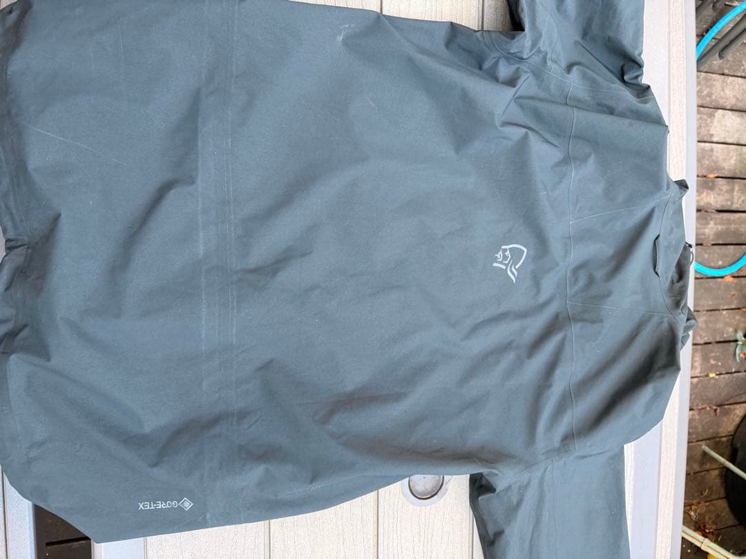 Norrøna Lofoten ジャケット ブラック