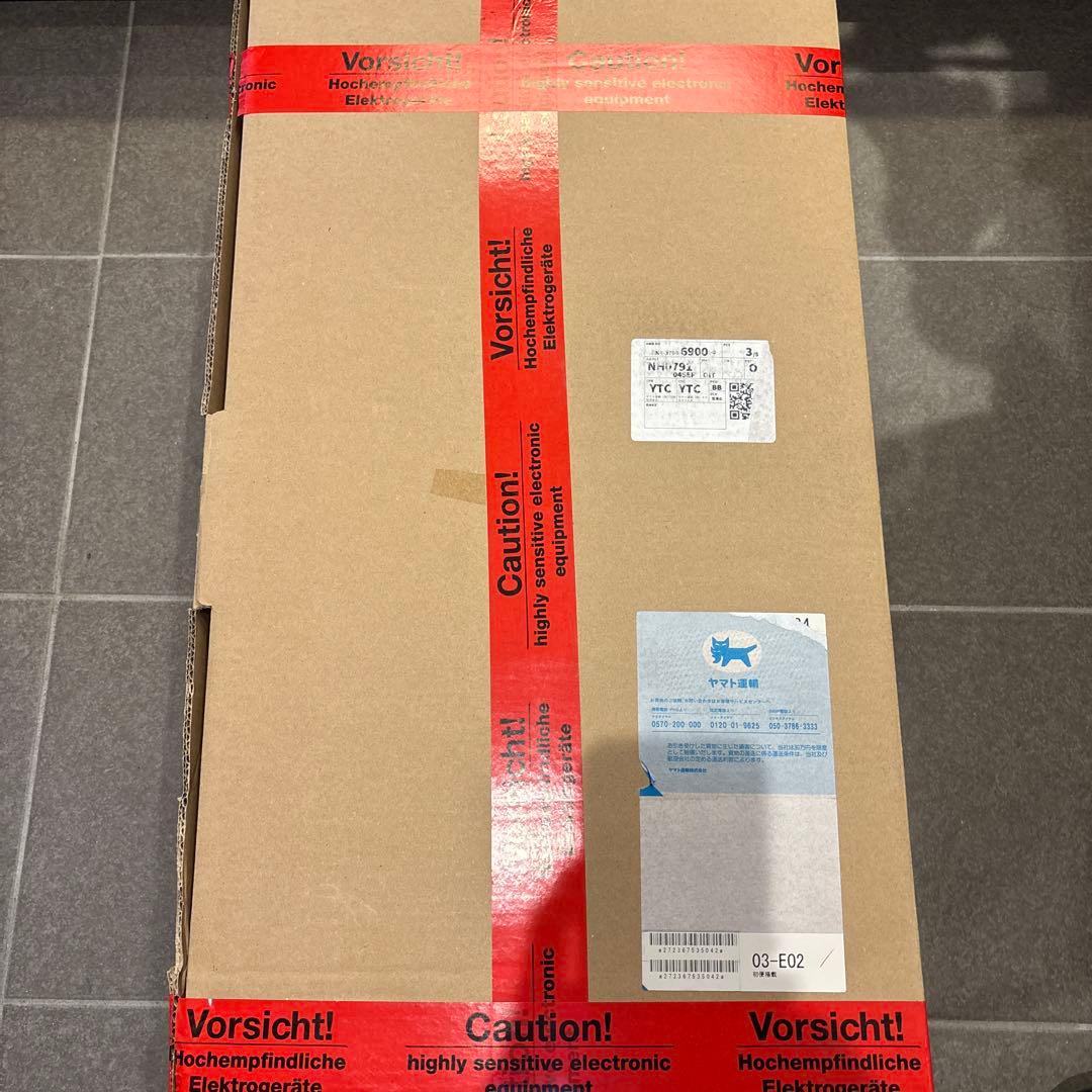 Mercedes-Benz WALLBOX  ウォールユニット