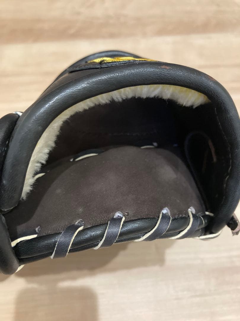 軟式グローブ　内野手用　ウィルソンWilson