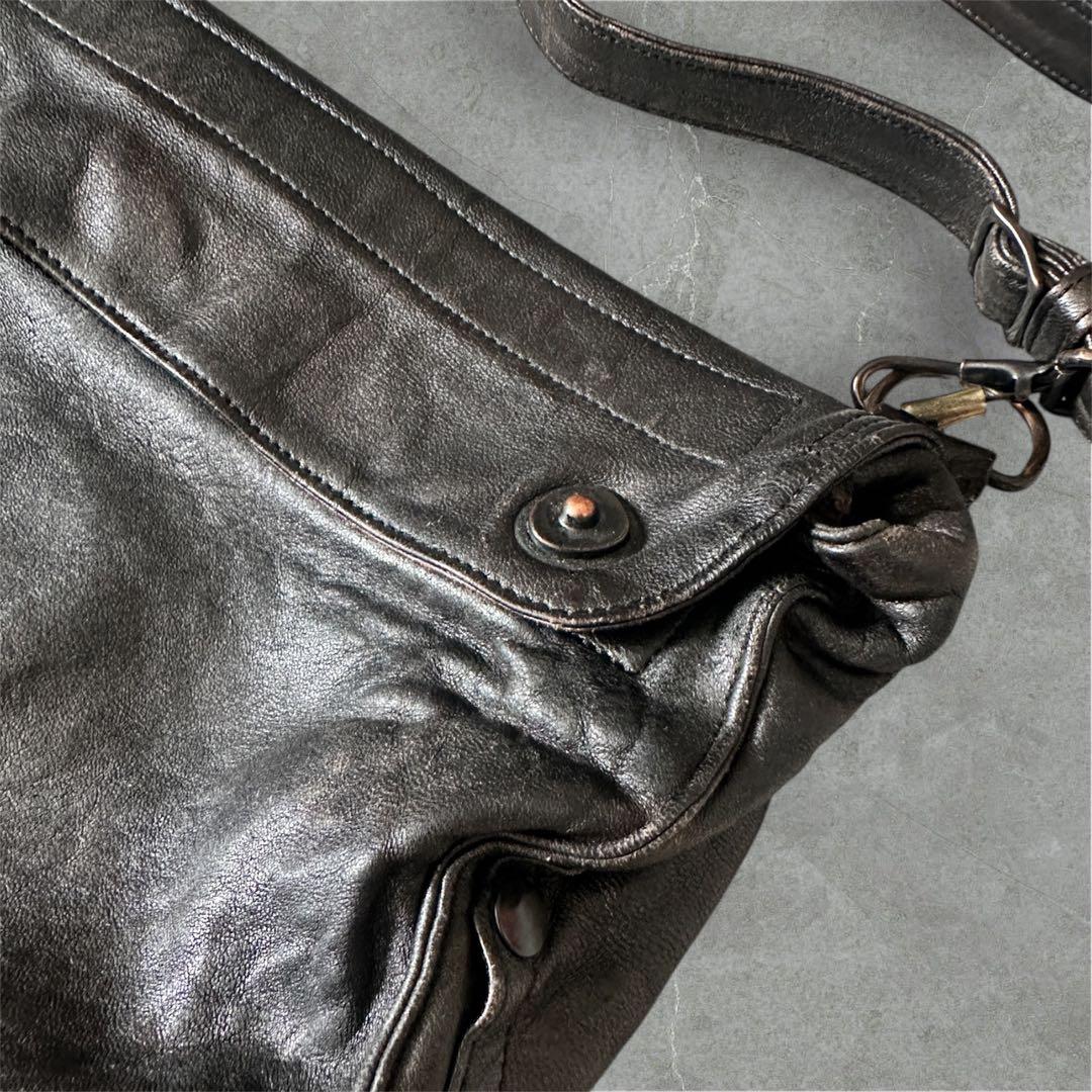 ユリウス JULIUS 初期ガスマスクレザー ショルダーバッグ