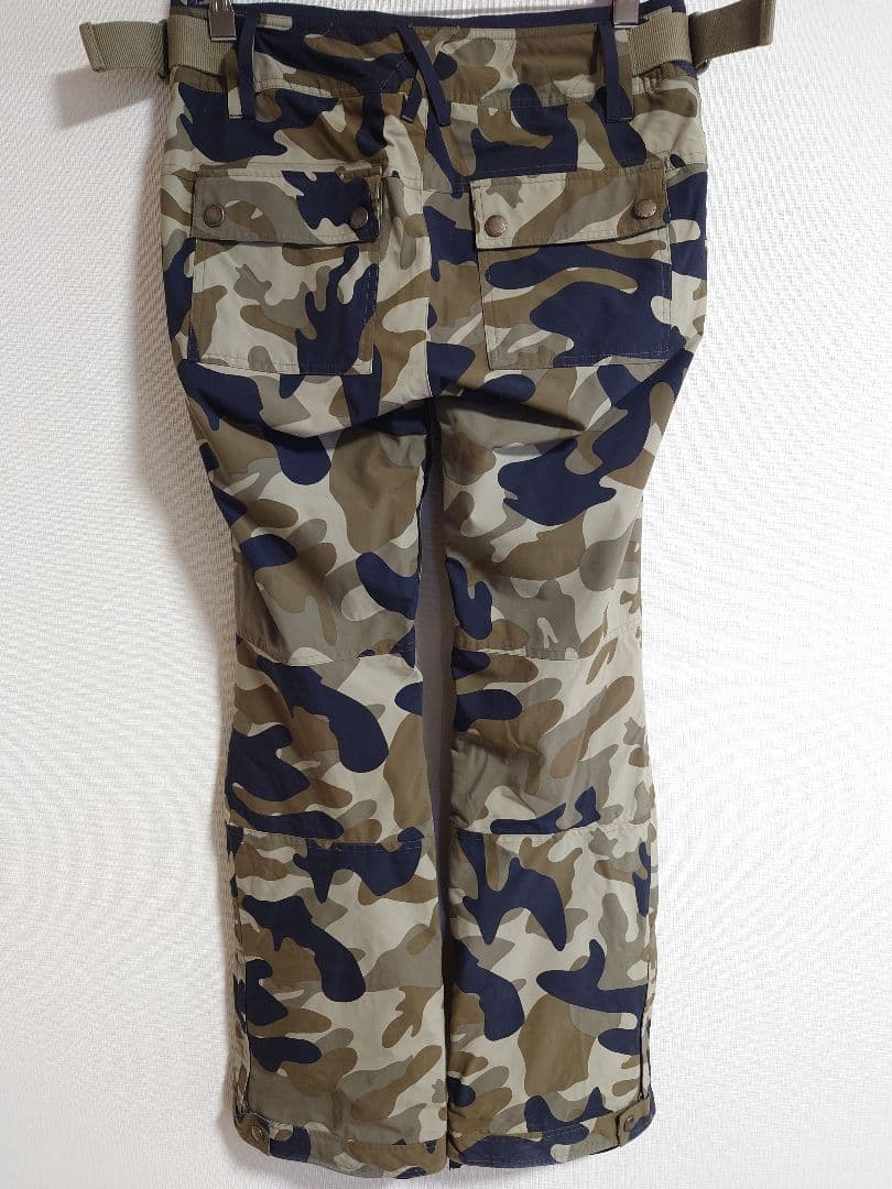 HOLDEN 迷彩 スノーボードパンツ Mサイズ