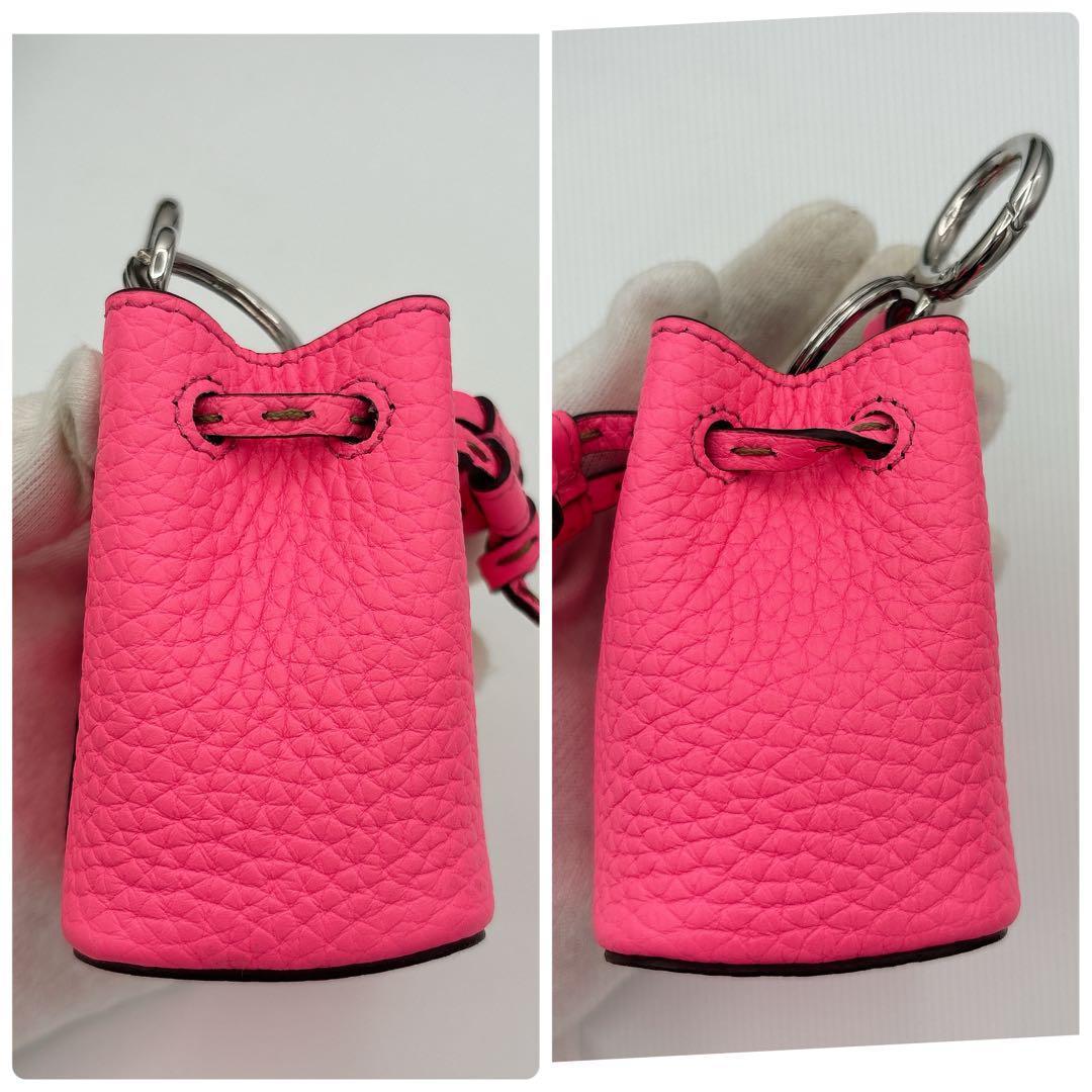 FENDI モントレゾール チャーム キーホルダー　ピンク