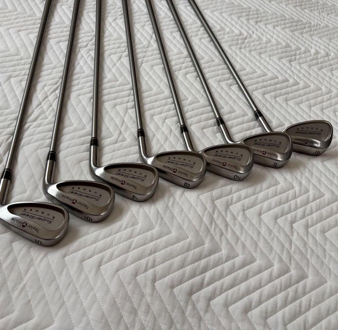 レディースゴルフクラブセット　バーバリーバッグ　XXIO テーラーメイドマルマン