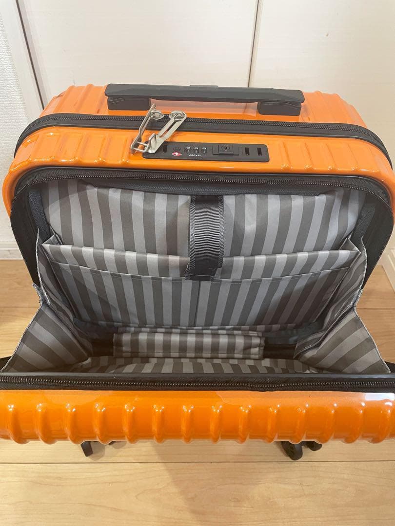 【訳あり】スーツケース★機内持込可★34L★オレンジ★3.1kg★2〜3泊