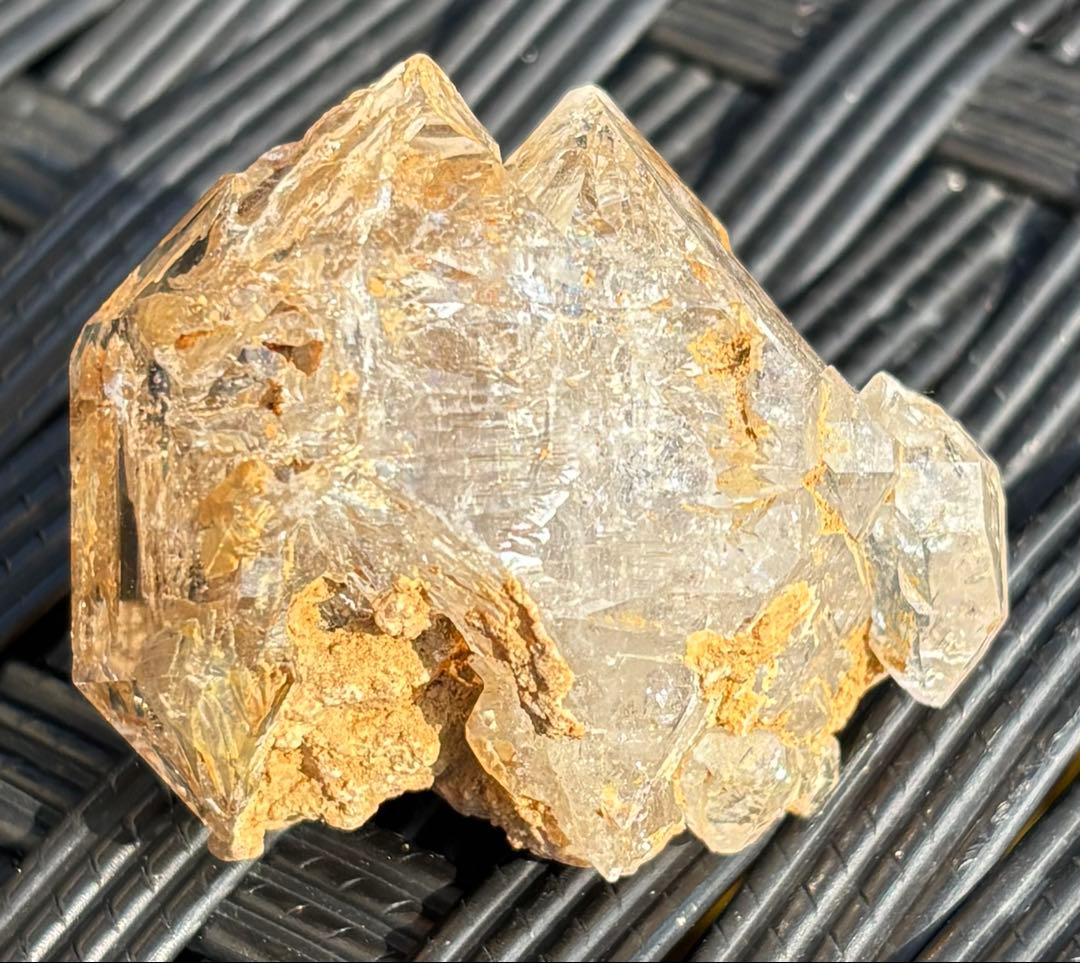 【天然石】虹入り　原石　天使の贈り物　骸骨水晶　エレスチャルクウォーツ③