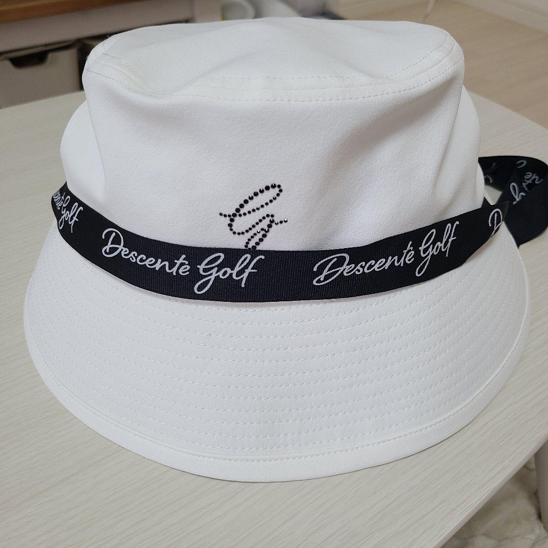 【新品未使用】デサントゴルフ リボン付きバケハ スワロフスキーロゴ