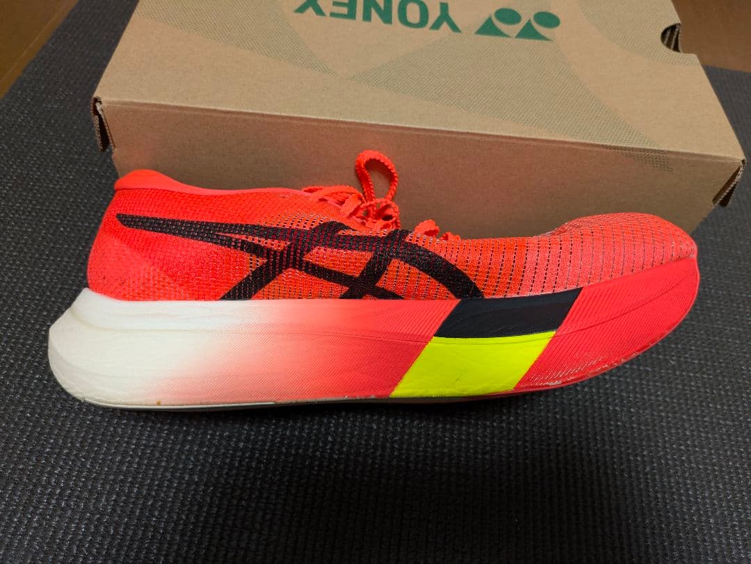 ASICS メタスピードスカイ パリ 27.0