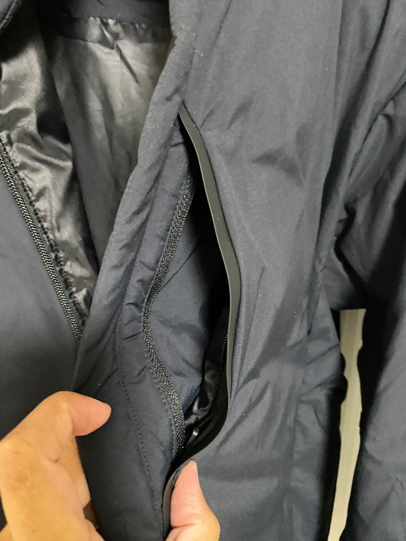 は*る様 小松マテーレ” ナイロン スタンド アライドダウンジャケット　ブラック