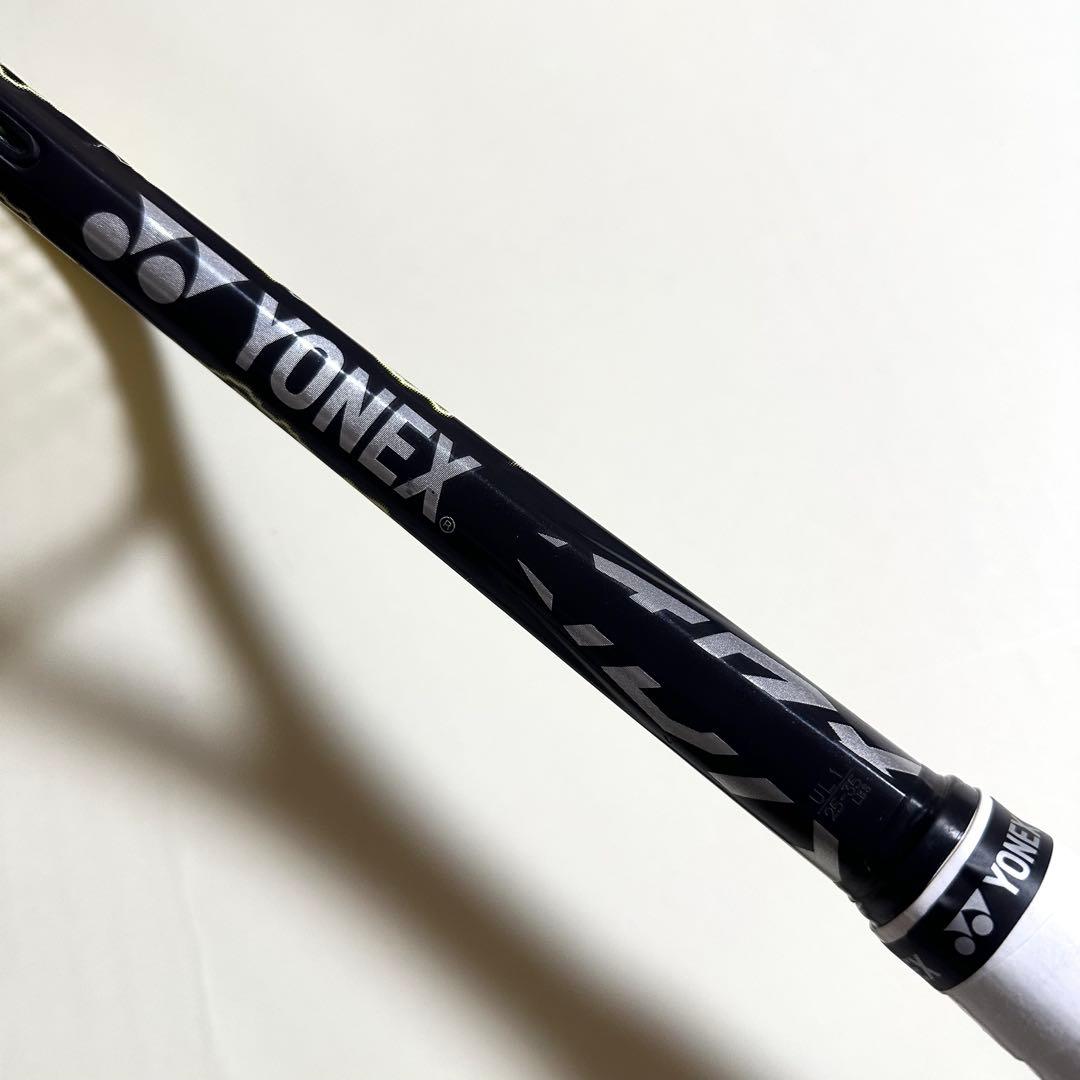 VOLTRAGE 7Sテニスラケット 黒/黄色 ボルトレージ