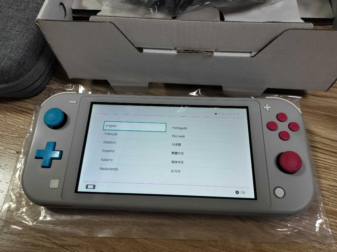 Nintendo Switch LITE ザシアン ザマゼンタ ケース付き