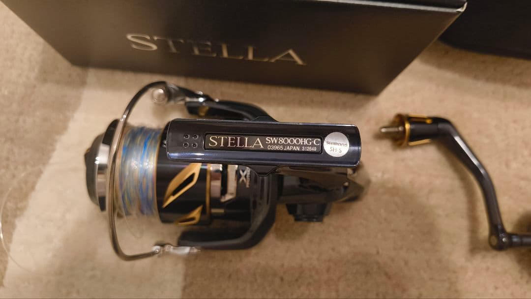 STELLA SW8000HG スピニングリール