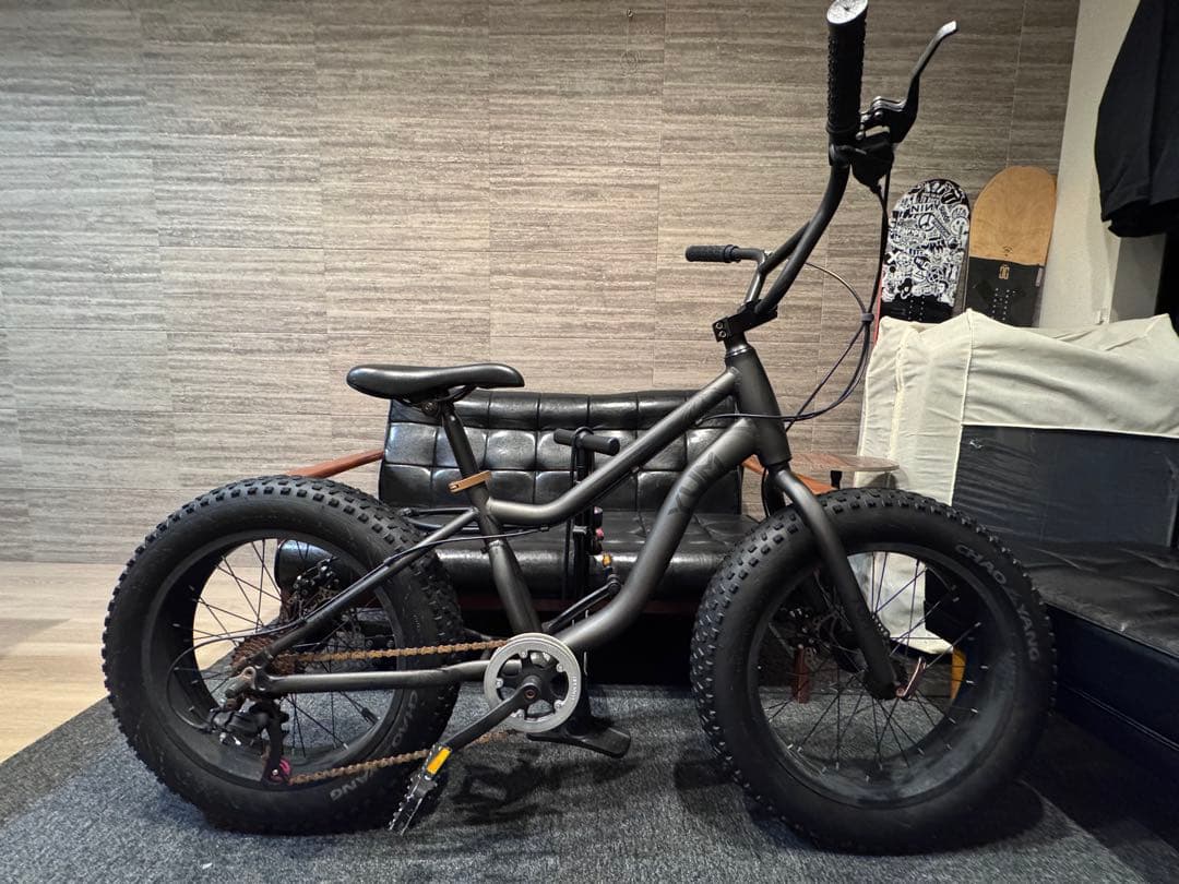 引取】YUM ファットバイク 20インチ - メルカリ