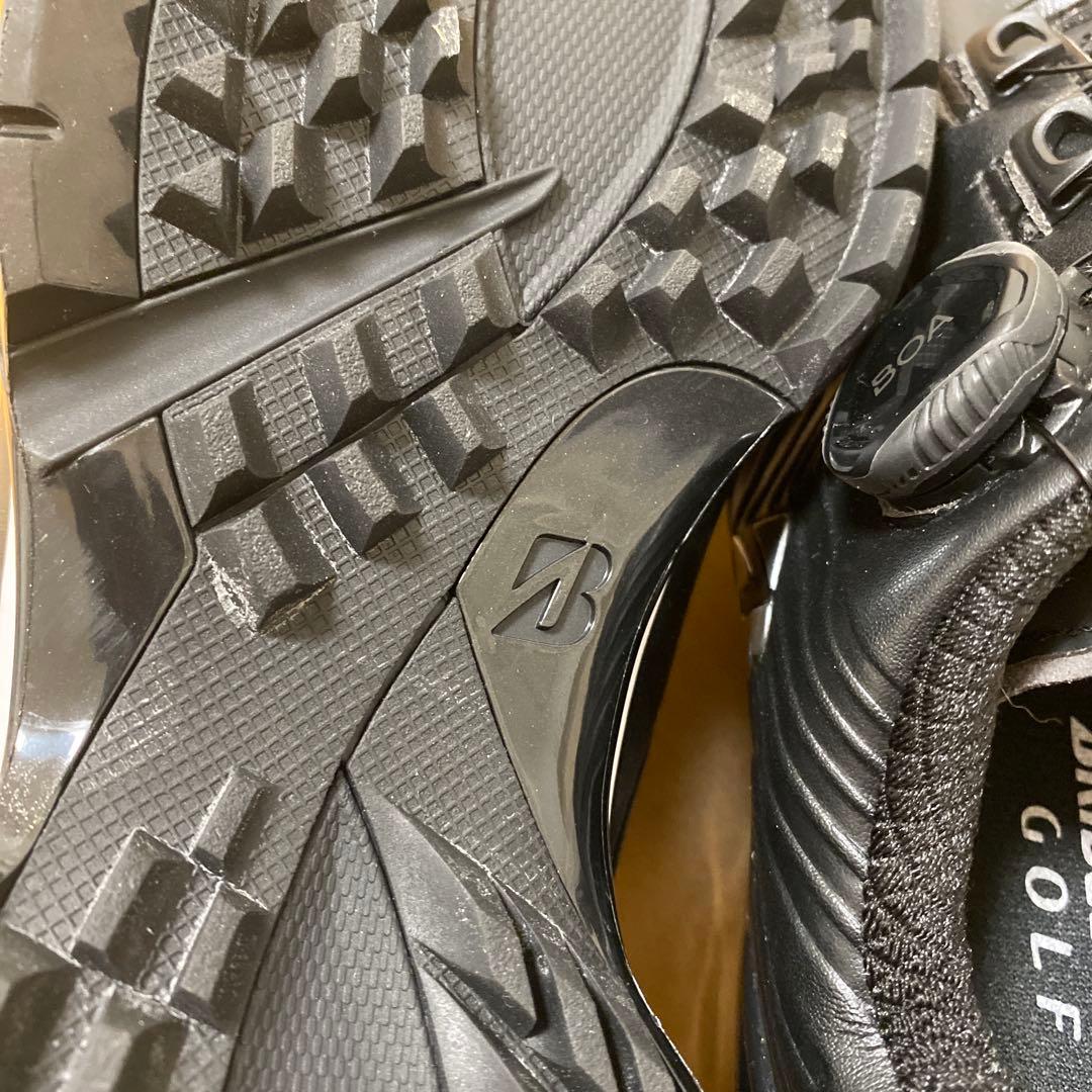 未使用品　ブリヂストン　ツアーバイター SHG100　黒　スパイクレス　26,5